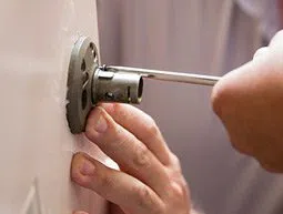 Security Locksmith Services West Bloomfield, MI 248-556-3608 - 18-Emergency-Opening